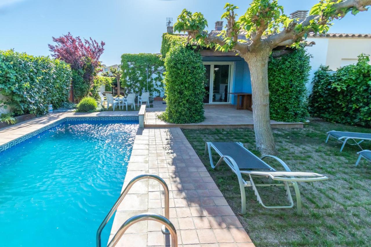 Villa Verde Piscina Pirvada Y Wifi L' Escala Exteriör bild