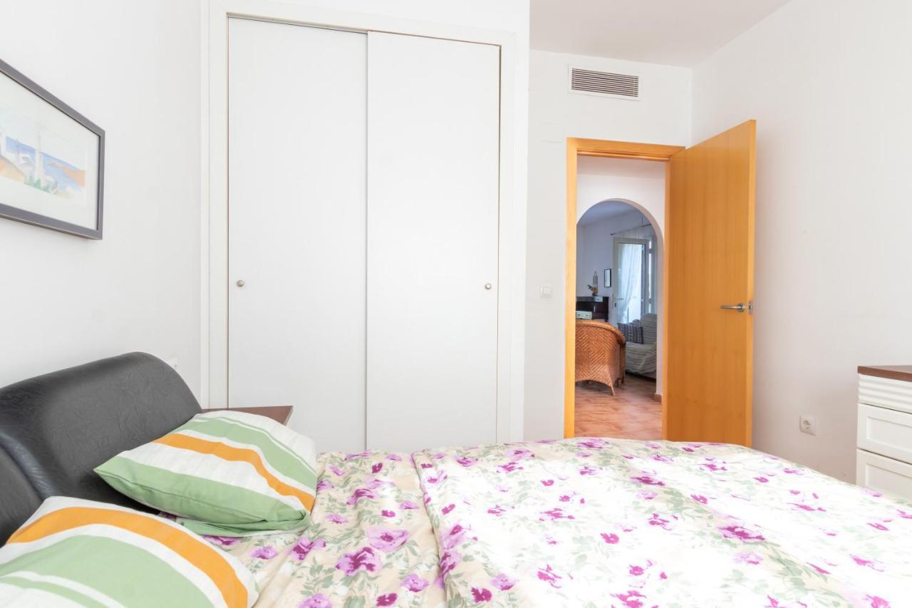 Villa Verde Piscina Pirvada Y Wifi L' Escala Exteriör bild